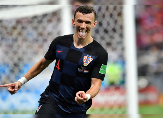 Ivan Perisic scores late goal to sink Iceland