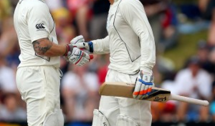 Test Match: New Zealand's wicketkeeper BJ Watling is replaced with Brendon McCullum due to injury