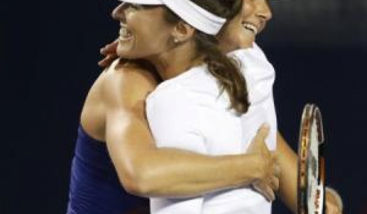 Martina Hingis returned with a bang by winning Southern California Open