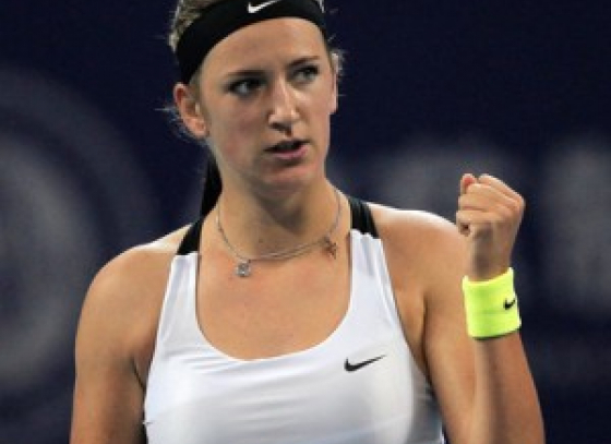 Victoria Azarenka squashed Serena Williams to clinch the Cincinnati WTA title