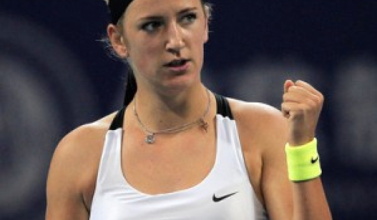 Victoria Azarenka squashed Serena Williams to clinch the Cincinnati WTA title