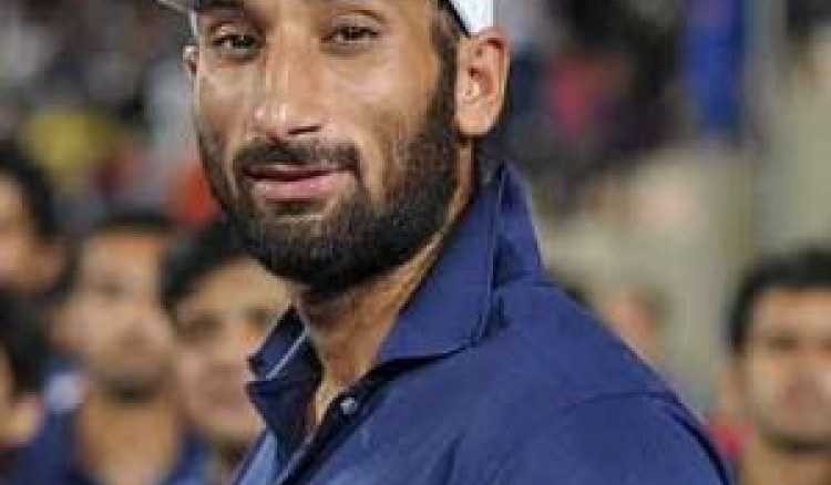 Sardar Singh is hospitalized before Asia Cup tour due to fever & throat infection