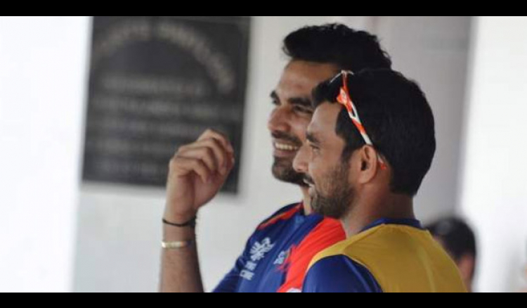 Daredevils' Zaheer, Shami nursing injuries