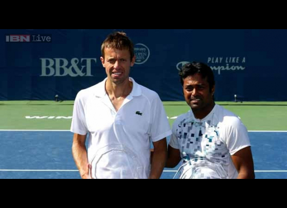 Paes-Nestor crash out of Barcelona Open