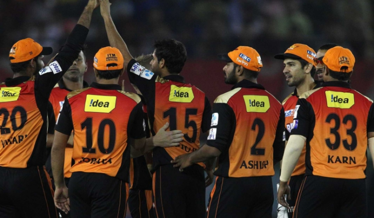 Sunrisers edge past Kings XI by 20 runs