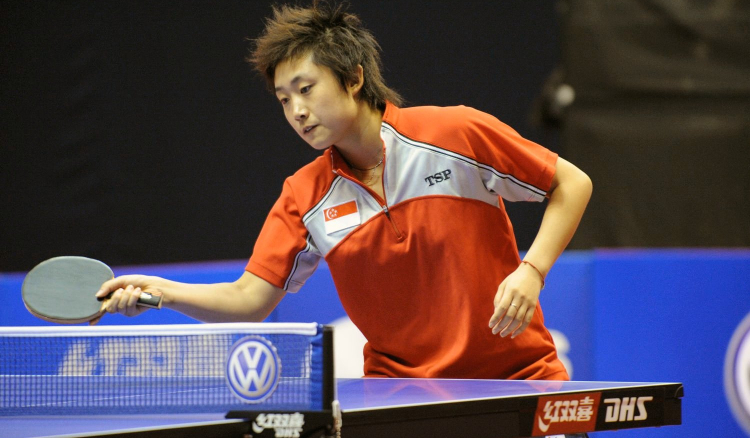 Feng wins all-Singapore match at World TT